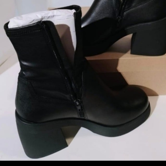 Steve Madden Zeldie Black Leather, Women Size 10. New in box. - Picture 11 of 13